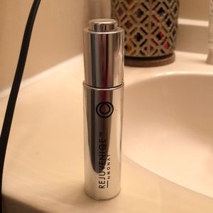 Monat Rejuvenique Oil